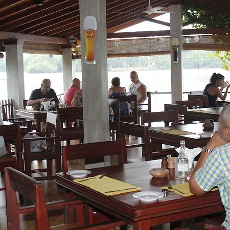 Thumbelina Apartments & Hotel Aluthgama Buitenkant foto