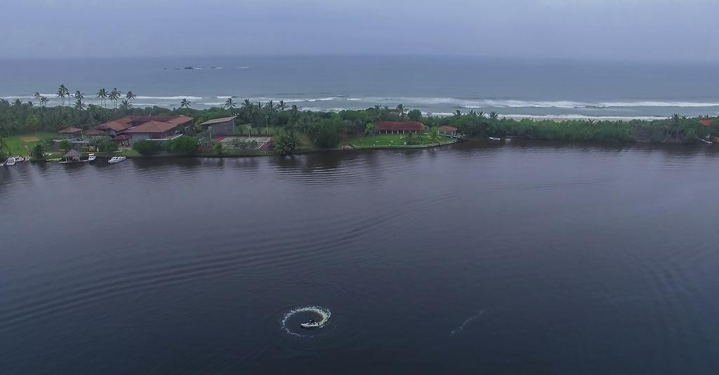 Thumbelina Apartments & Hotel Aluthgama Buitenkant foto
