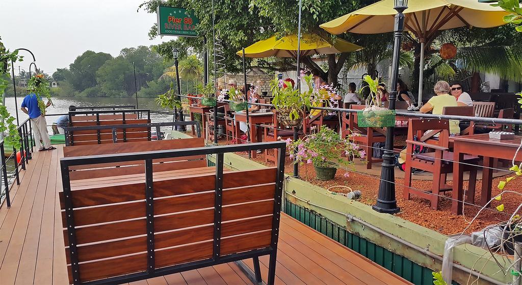Thumbelina Apartments & Hotel Aluthgama Buitenkant foto