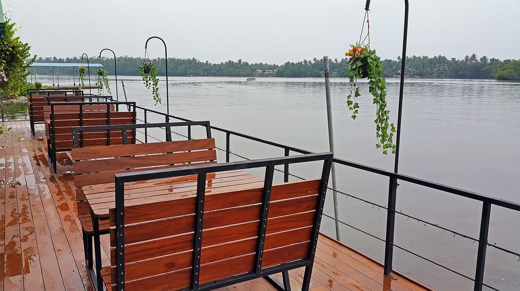 Thumbelina Apartments & Hotel Aluthgama Buitenkant foto